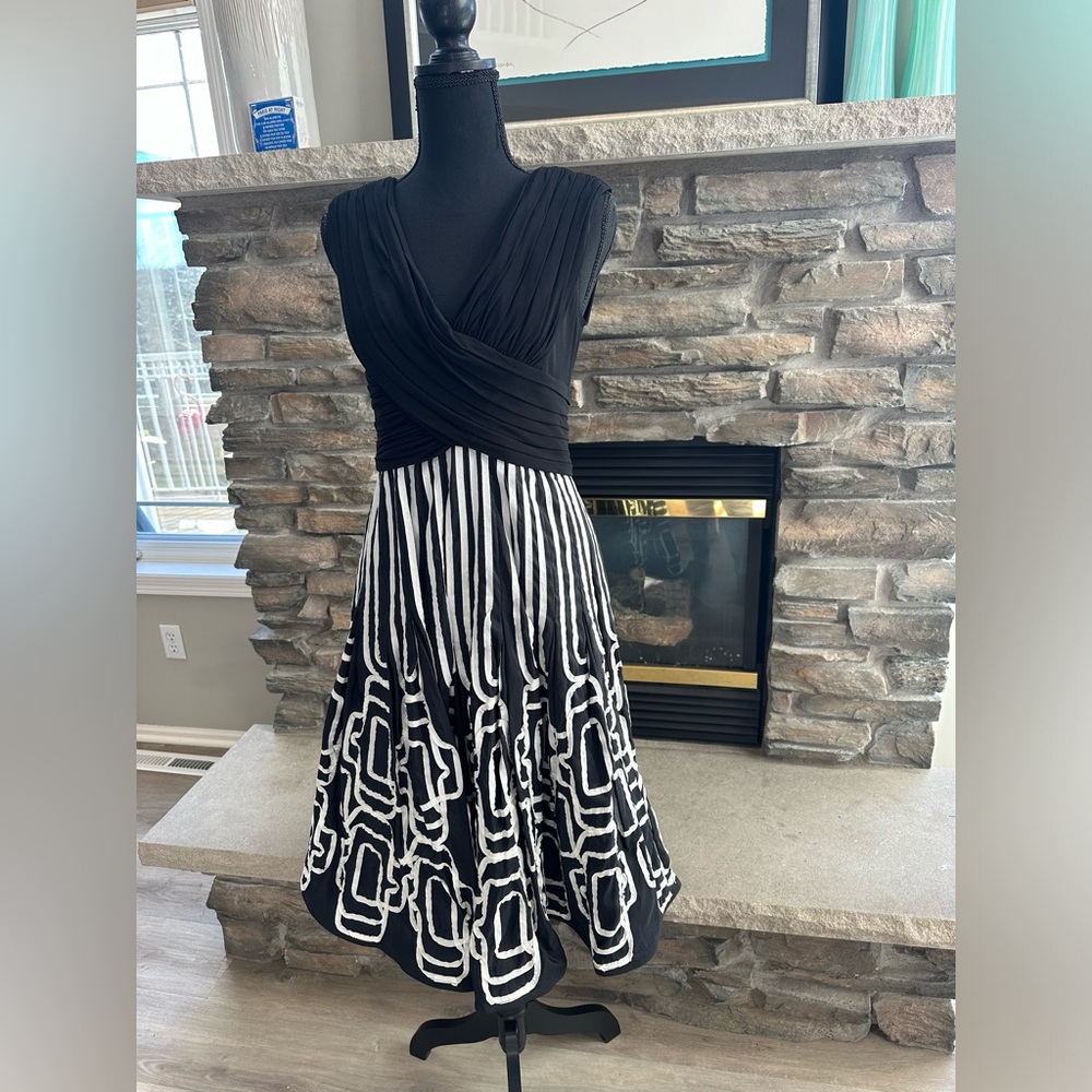 Adrianna Papell party dress size 10